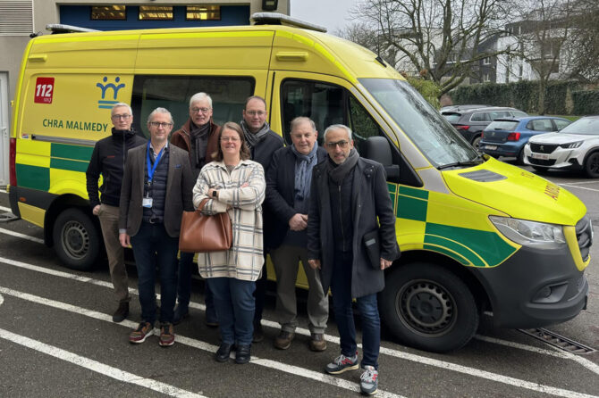 Une nouvelle ambulance pour le service des urgences du CHRAM !